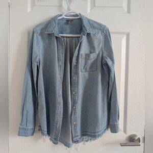 Eddie Bauer Blue Denim Chambray Shirt Raw Hem Scandi Girl - Western Classic - M